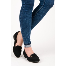 Kevään herrat musta 2