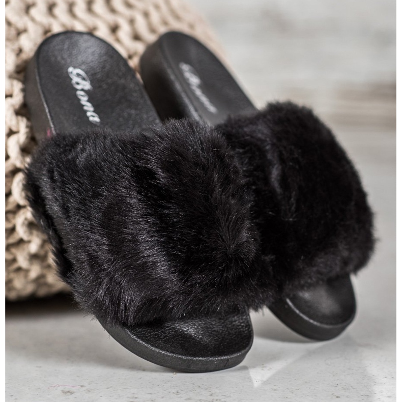 Bona Tossut turkis musta 1