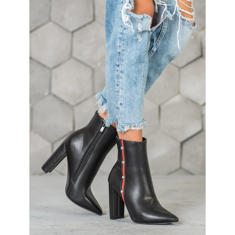 Seastar Korkeat saappaat, joissa koristeellinen vyö musta 1