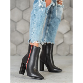 Seastar Korkeat saappaat, joissa koristeellinen vyö musta 2