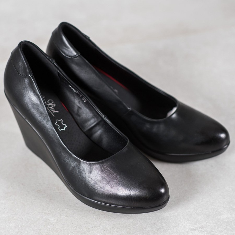 J. Star Klassiset kiilapumput musta 1