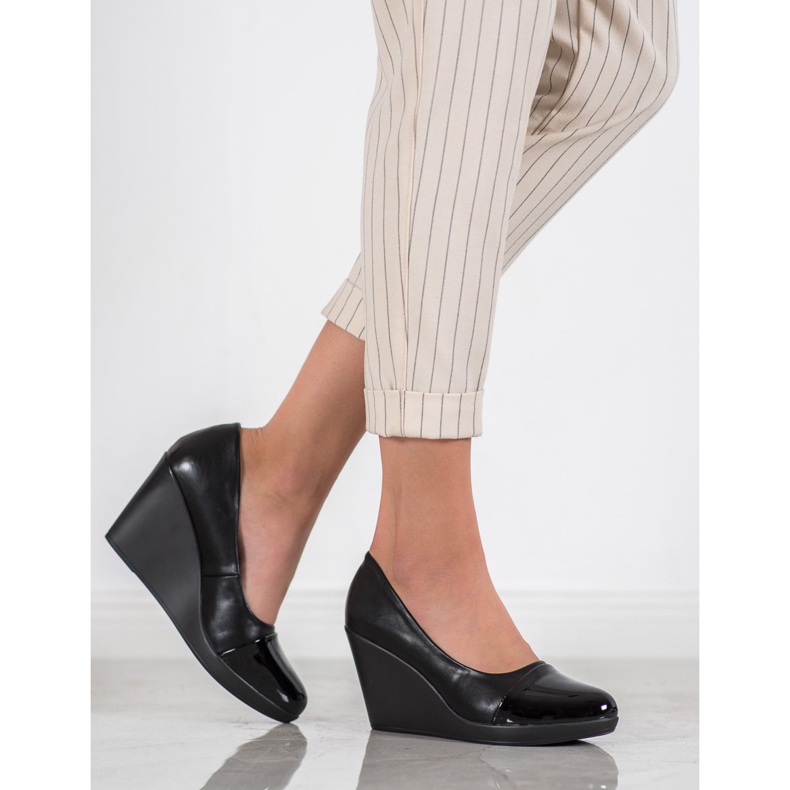 J. Star Kiilapumput musta 1