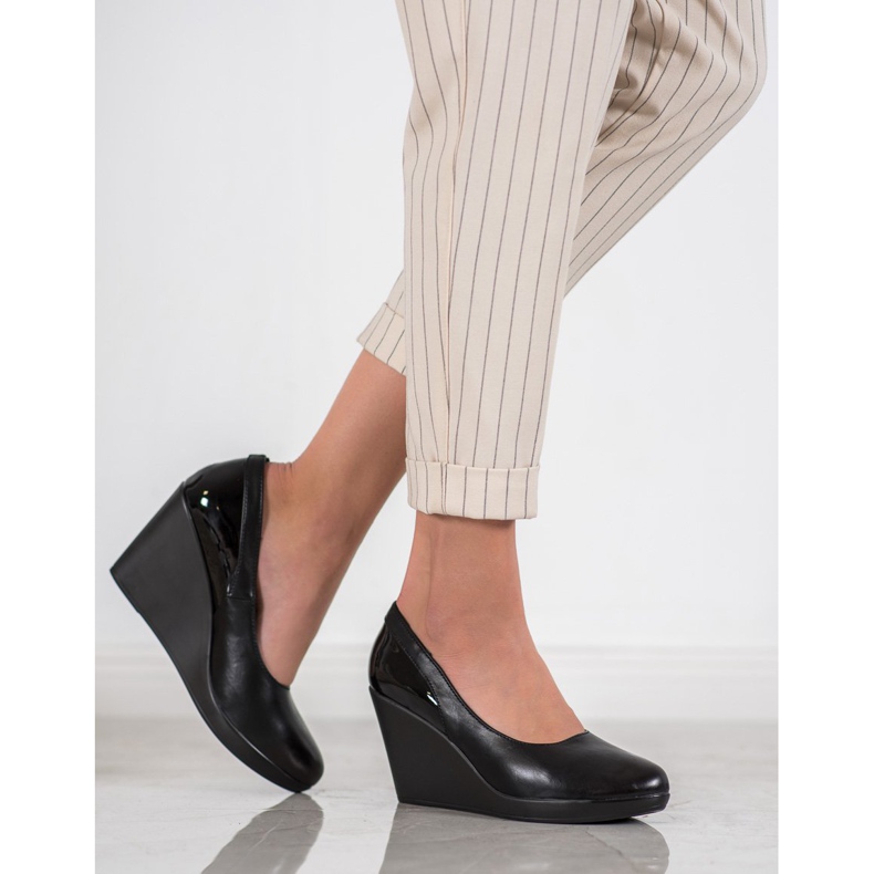 J. Star Kiilapumput musta 1