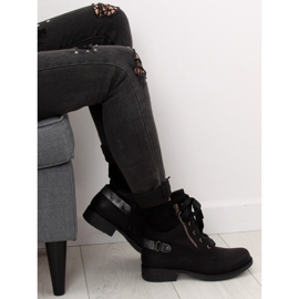 Mustat saappaat, joissa nauhanauha musta 17103-2 Black II -laatu 1