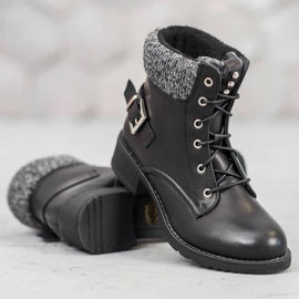 SHELOVET Nauhoitetut mustat sivut 1