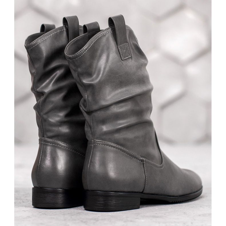 Sergio Leone Harmaat lehmätytöt 1