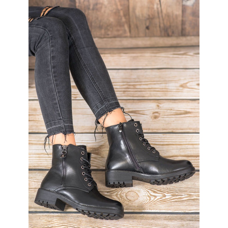 J. Star Eko -nahasta valmistetut klassiset trapperit musta 1