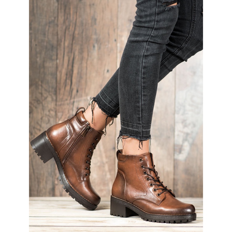 Filippo Trappers alustalla ruskea 2