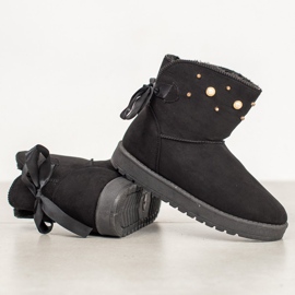 SHELOVET Mukluki helmillä musta 1