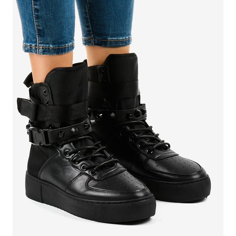 Mustat litteät lenkkarit Y-025H 1