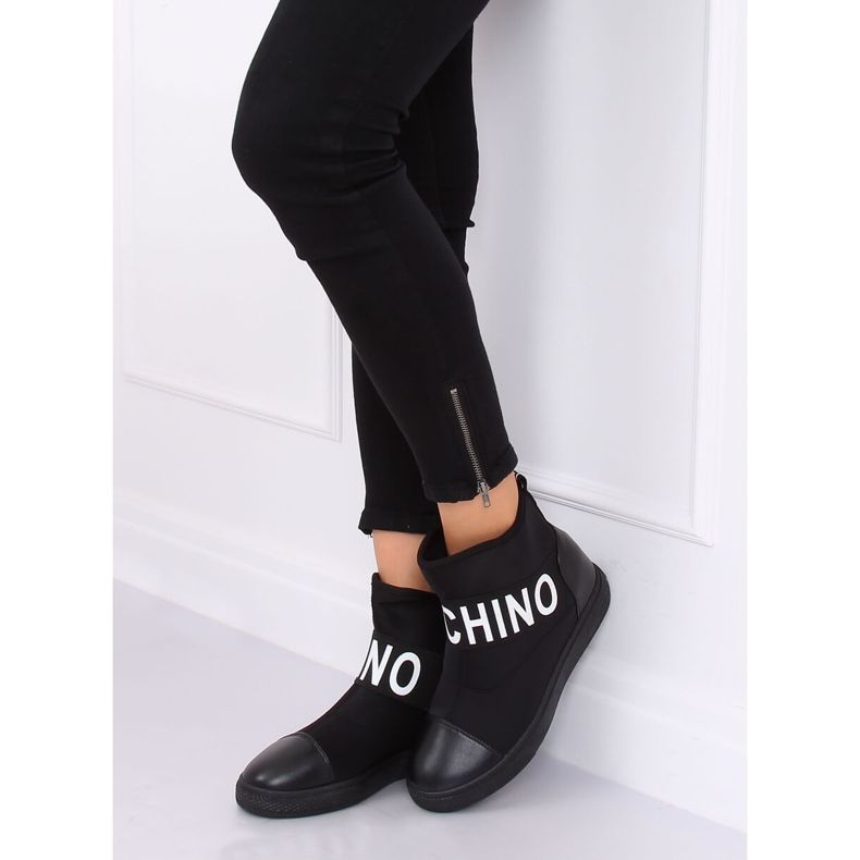 Mustat neopreenisaappaat XY-38 Musta 1