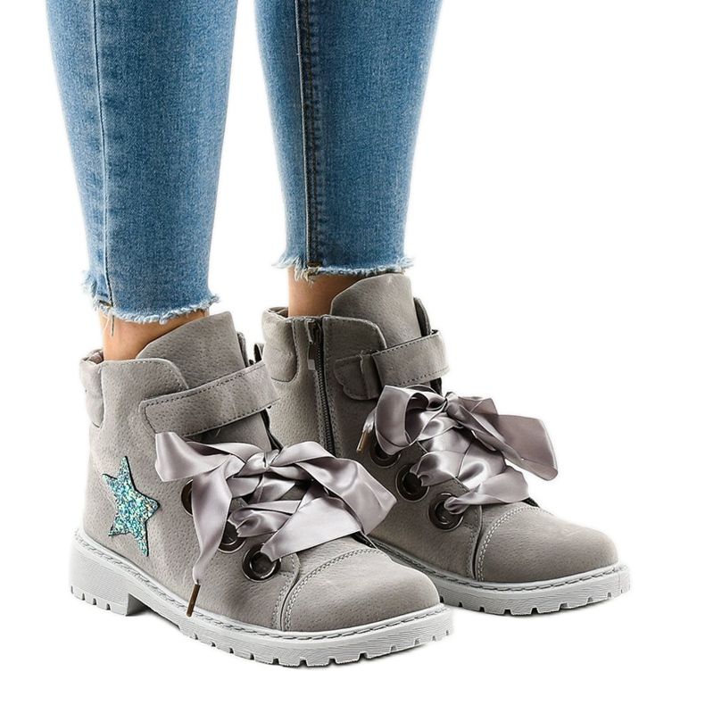 Harmaat vaelluskengät tähdellä TL51-3 1