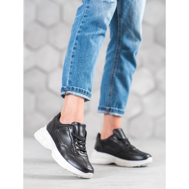 SHELOVET Mustat lenkkarit 1