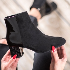 SHELOVET Muodikkaat saappaat postauksessa musta 1