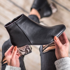 Weide Tyylikkäät Snake Print -kengät musta monivärinen 1