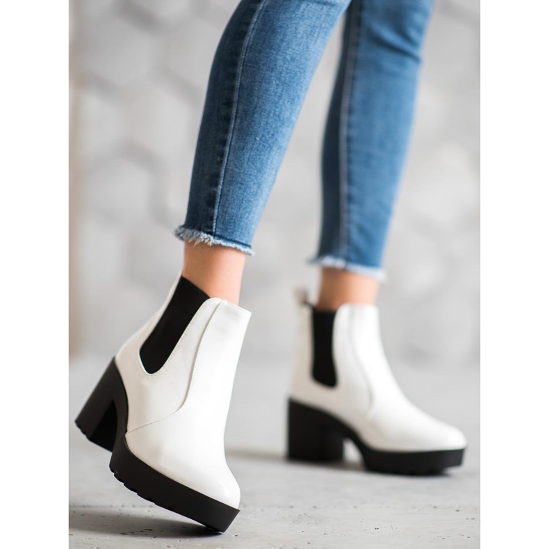 Weide Muodikkaat Chelsea -saappaat valkoinen 2