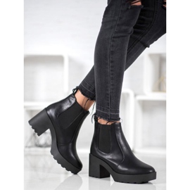 Weide Muodikkaat Chelsea -saappaat musta 1