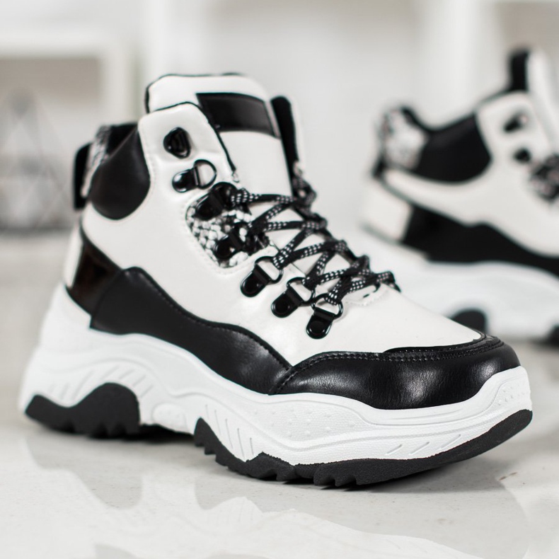 Bella Paris Muoti Lace-up lenkkarit valkoinen musta 1