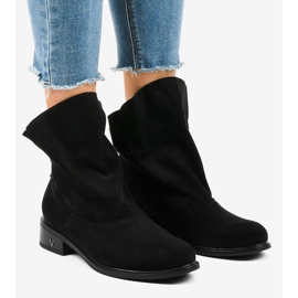 Mustat litteät eristetyt saappaat 6672-6 1