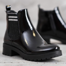 SHELOVET Urheilutossut alustalla musta 1