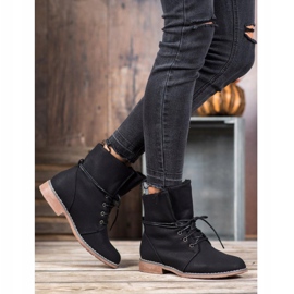 Queentina Tyylikkäät ansastajat musta 1