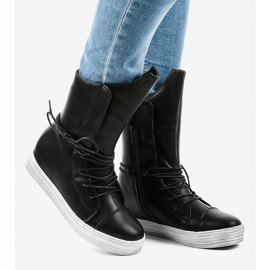 Mustat lenkkarit, eristetyt saappaat HX5187-3 2