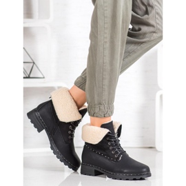 SHELOVET Mustat saappaat lampaannahkaa 2