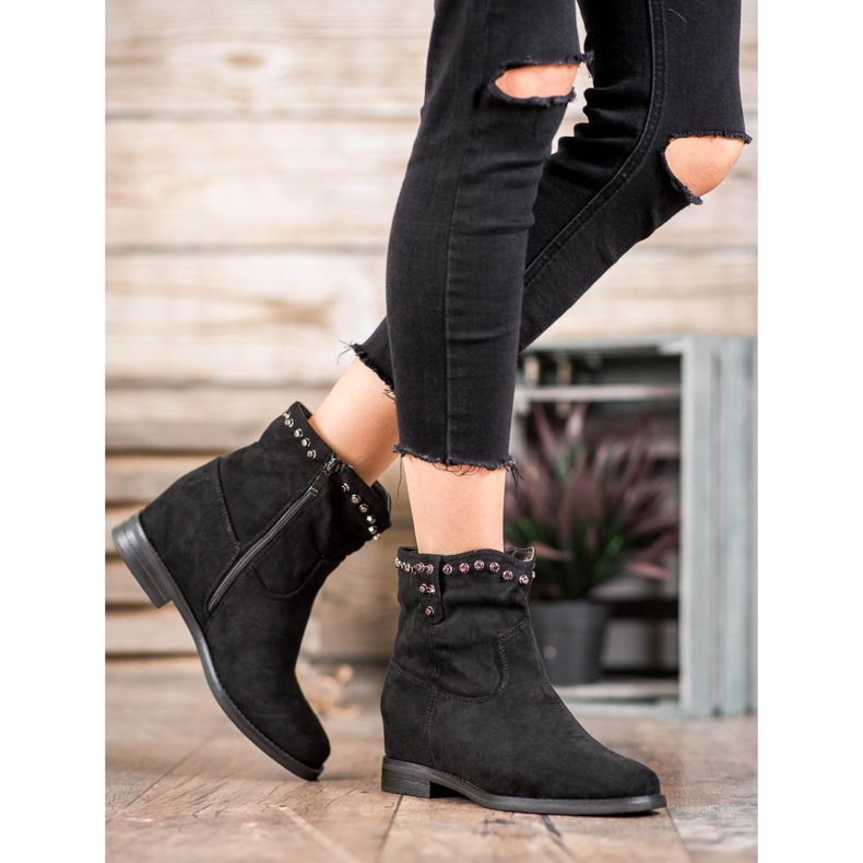 Ideal Shoes Lämpimät cowboy -saappaat suuttimilla musta 1