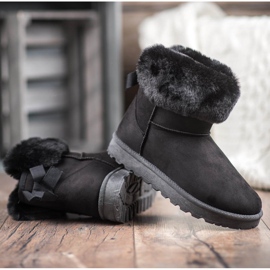 SHELOVET Mukluki turkisten kanssa musta 1