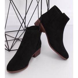 Mustat mokkanahkaiset Chelsea-saappaat 7967-PA Musta 1