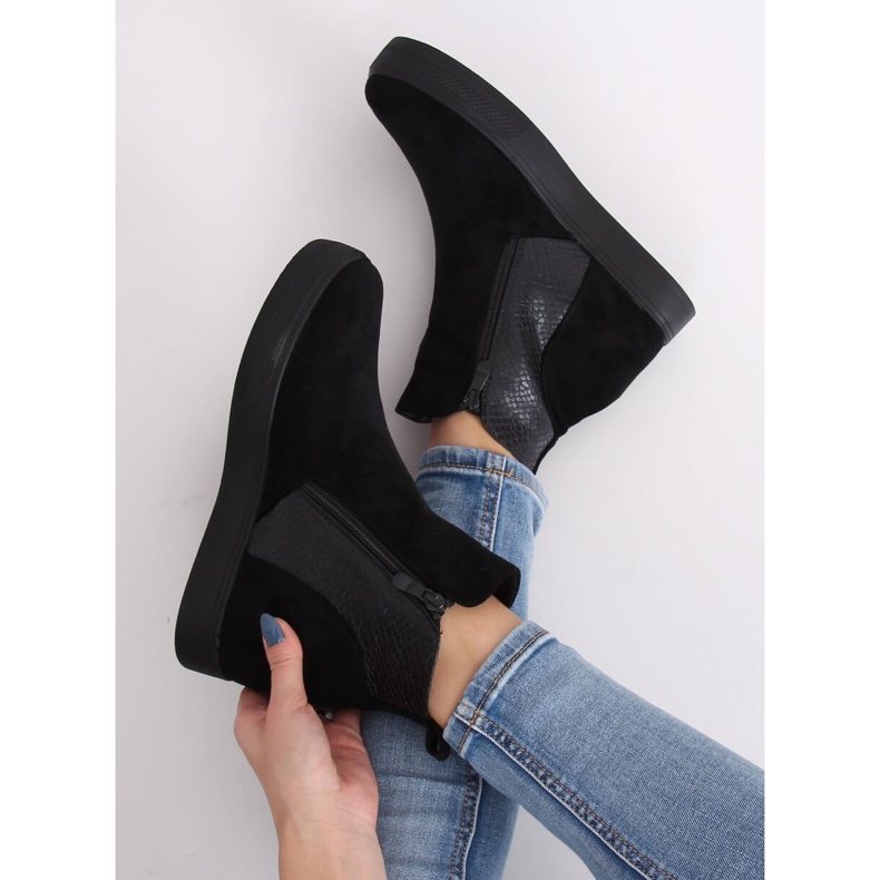 Musta RQ235 Mustat saappaat piilotetulla kiilalla 1