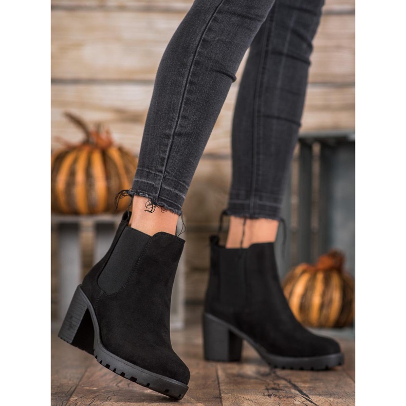 SDS Mukavat Chelsea -saappaat pylväässä musta 2