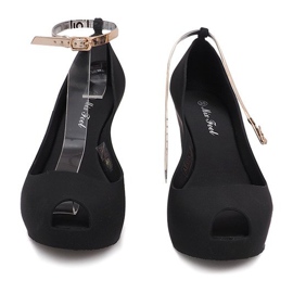 Meliski Open Wedge AE815 musta 1