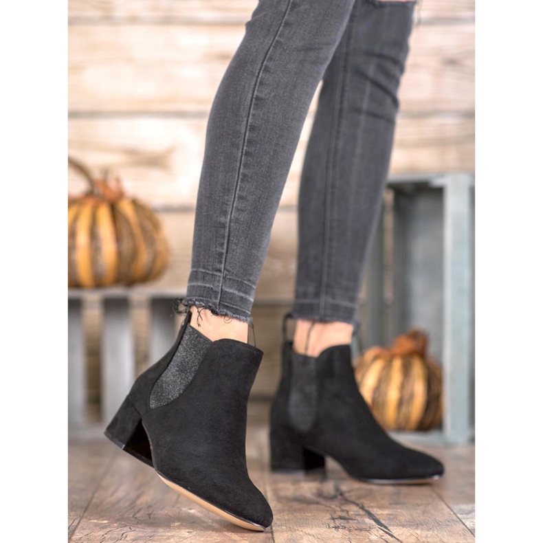 Ideal Shoes Chelsea Saappaat Glitterillä musta 2