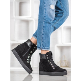 Bestelle Muodikkaat kiilakengät musta 1