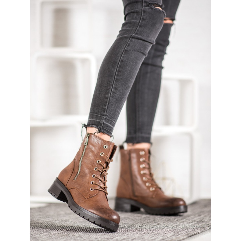 SDS Mukavat ruskeat saappaat 1