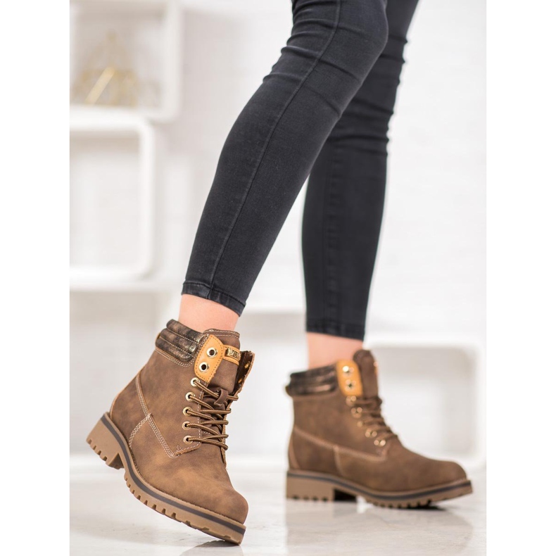 SDS Ruskeat ansastajat 2