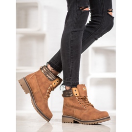 SDS Kamelinetsijät ruskea 1