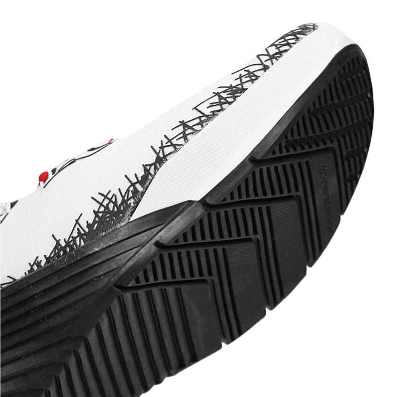 Nike Metcon 5 Amp M CN5455-160 kenkä valkoinen musta 1