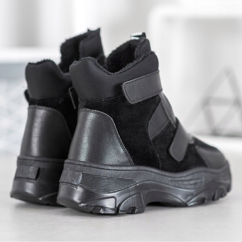 Bona Mustat muotisaappaat 1