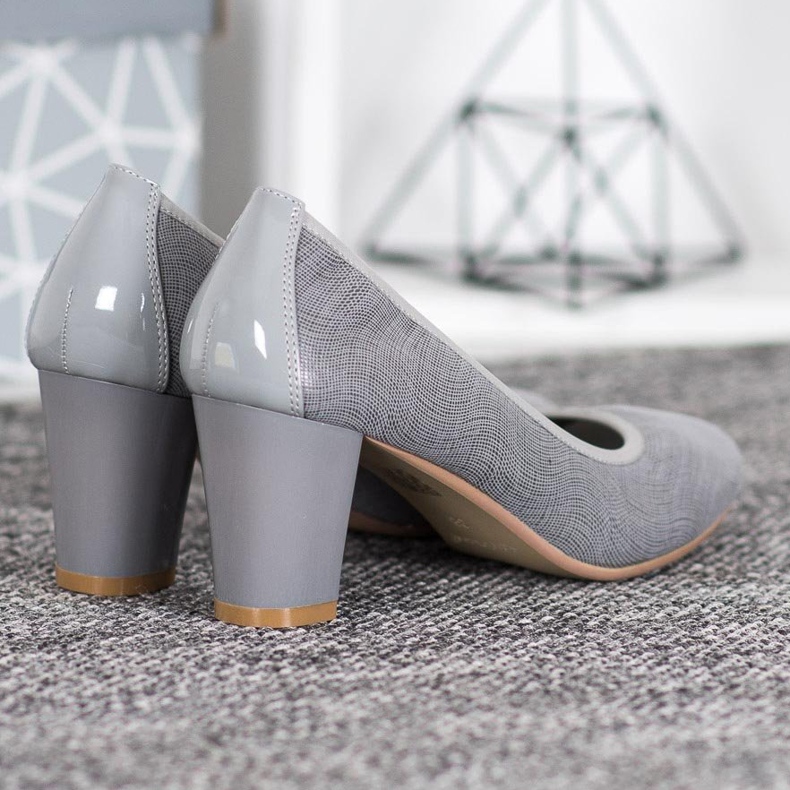 Sergio Leone Mukavat harmaat pumput 1