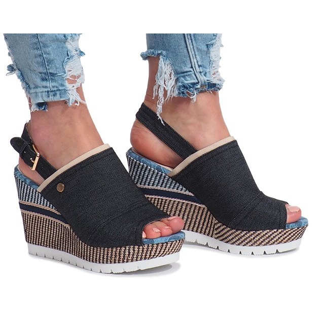 Mulanka -farkut, kiilamaiset sandaalit musta 1