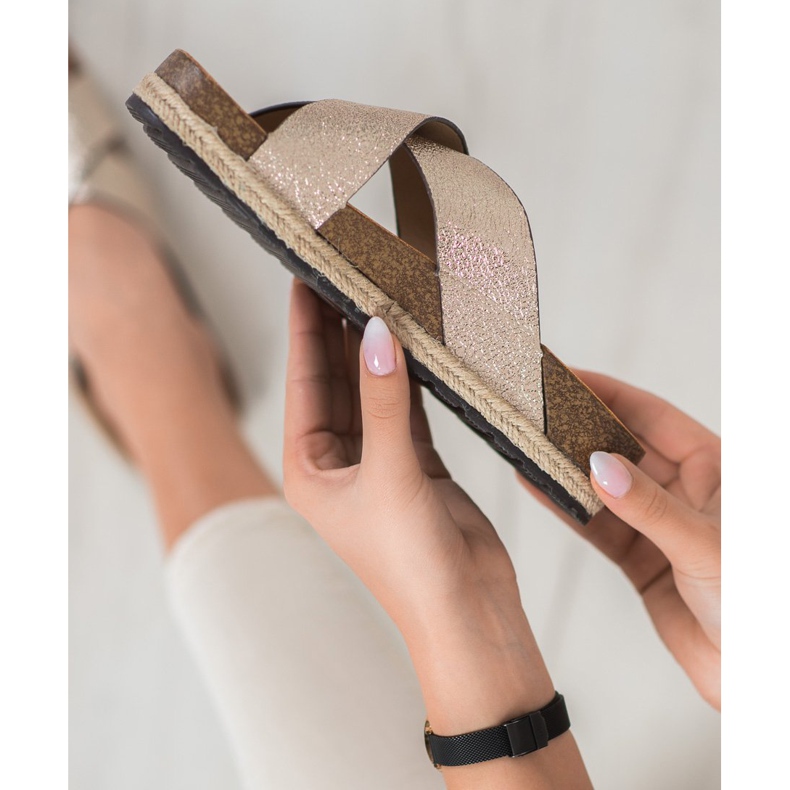 Goodin Mukavat kultaiset tossut kultainen 2