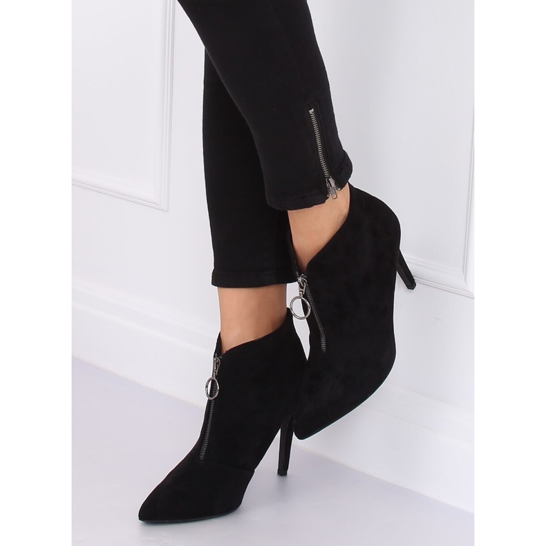 Mustat saappaat nastalla musta A3-029 musta 1