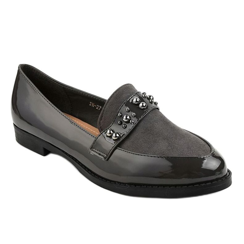 BM Harmaat liukukengät JN-27-nastoilla 1