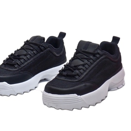 Mustat DSC82-1 urheilukengät 1