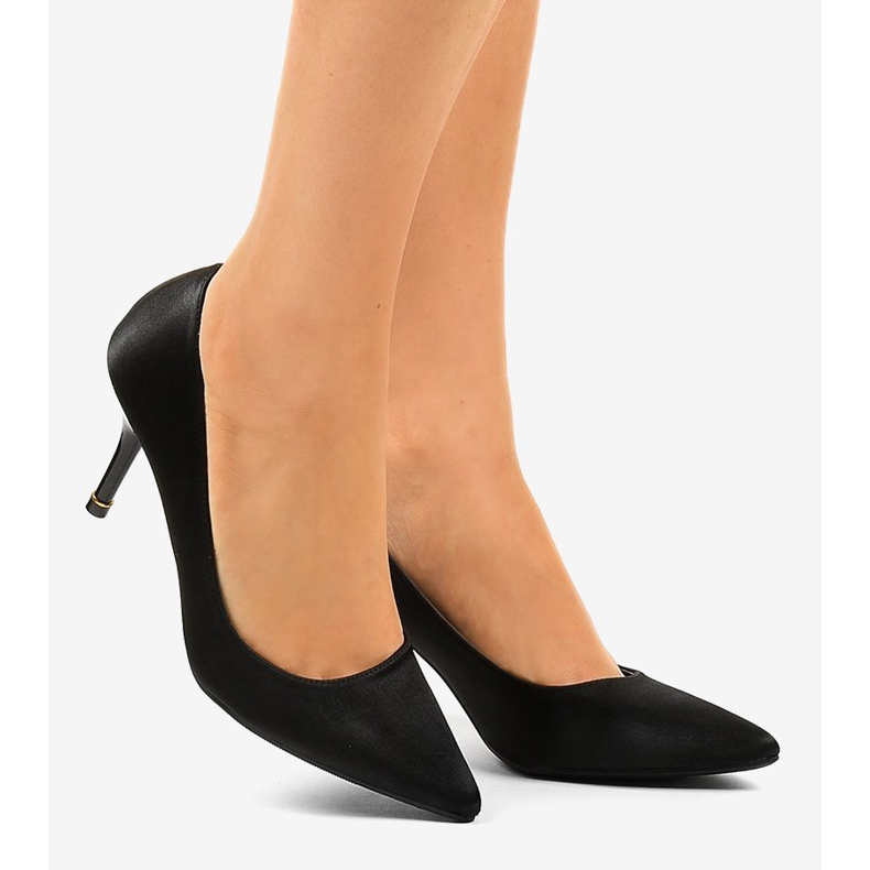 Matalat kantapääpumput 1756-255 musta 2