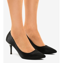 Matalat kantapääpumput 1756-255 musta 1