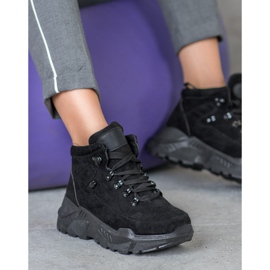 Queentina Mokkanahkaiset lenkkarit musta 2