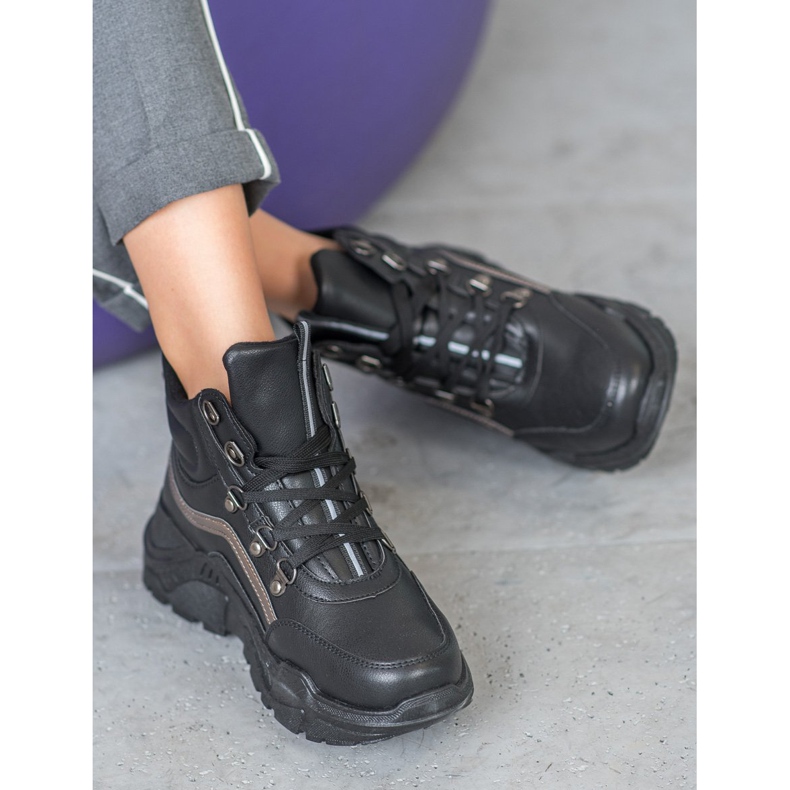 Queentina Lämpimät lenkkarit musta 1